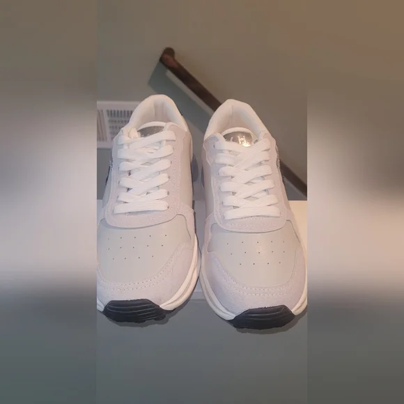 Vintage Havana Run Sneaker - Picture 3 of 11